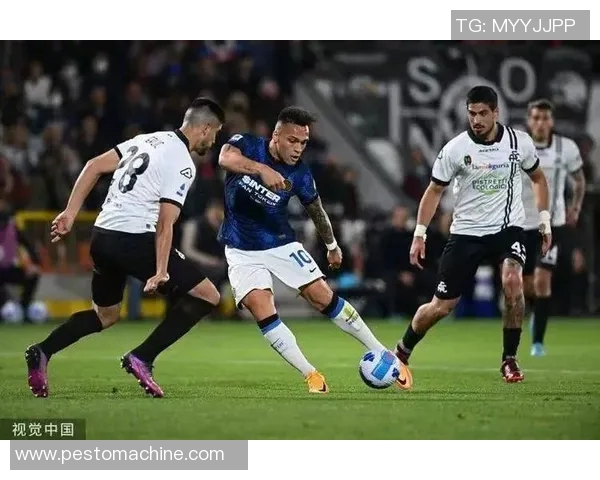 斯佩齐亚与热那亚精彩对决视频集锦回顾及精彩瞬间分析